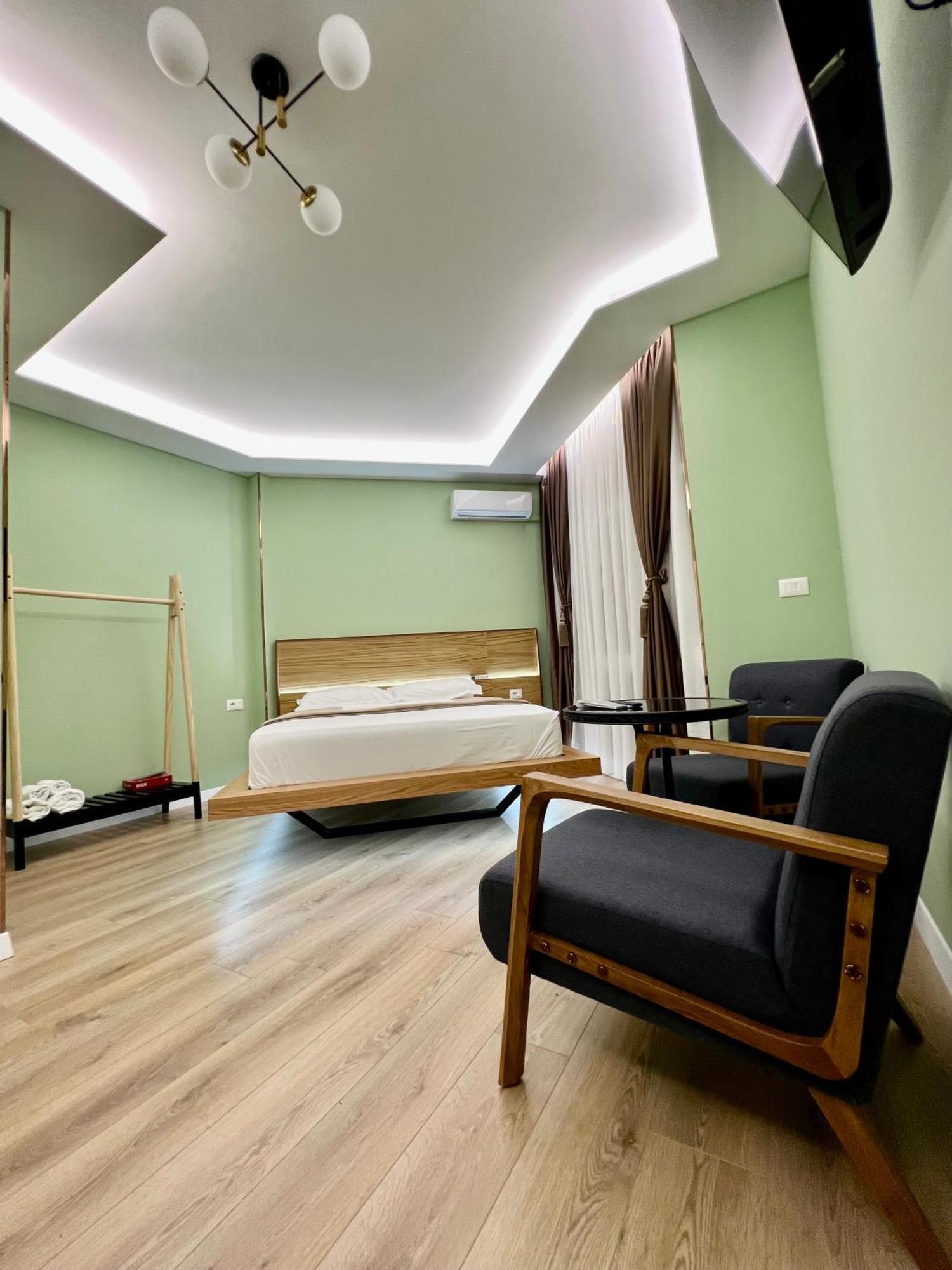 Spiranca Luxury Suites Tirana Room photo